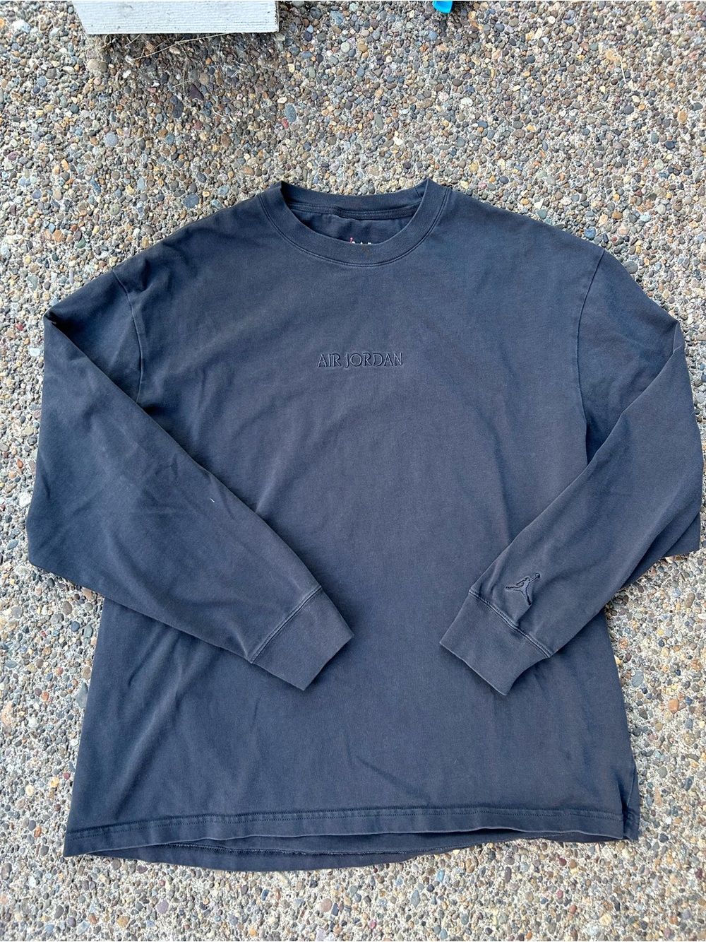Jordan Men's Black Embroidered Air Jordan Long Sleeve Crew